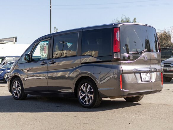 2020 Honda Stepwgn V Рестайлинг, серый, 2299000 рублей - вид 6