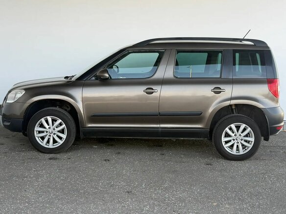 2013 Skoda Yeti I, коричневый, 749000 рублей - вид 7