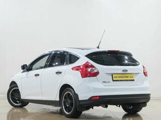 2012 Ford Focus III, белый, 659000 рублей, вид 4