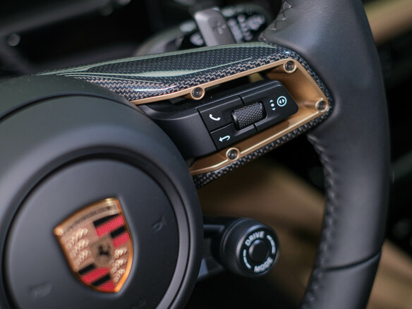 2026 Porsche Cayenne GTS Coupé III Рестайлинг, серый, 25955186 рублей - вид 11
