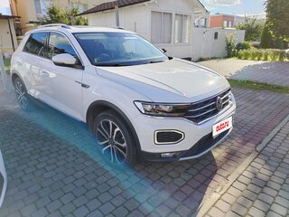 2021 Volkswagen T-Roc I Рестайлинг, белый, 2450000 рублей, вид 4