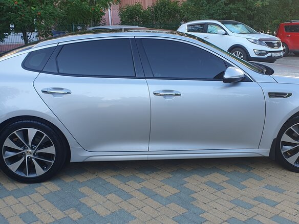 2016 Kia Optima IV, серебристый, 1860000 рублей - вид 3