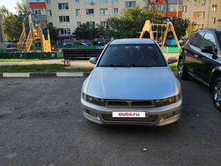 1998 Mitsubishi Galant VIII, серебристый, 195000 рублей, вид 3