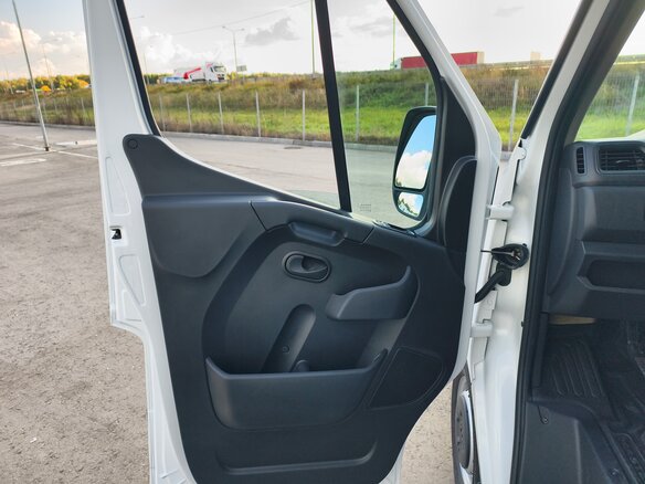 2024 Renault Master, белый, 5600000 рублей - вид 9