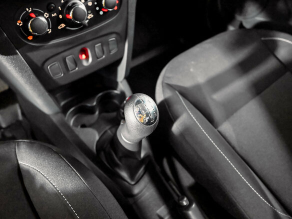 2019 Renault Logan Stepway II Рестайлинг, серый, 1350000 рублей - вид 13