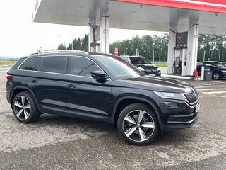 2020 Skoda Kodiaq I, чёрный, 3900000 рублей, вид 4