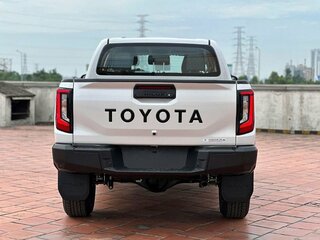 2026 Toyota Hilux IX, белый, 8990000 рублей, вид 5