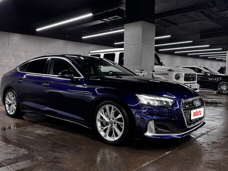 2020 Audi A5 Sportback 45 TFSI II (F5) Рестайлинг, синий, 3350000 рублей, вид 4