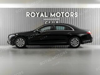 2025 Mercedes-Benz S-Класс 680 4MATIC Guard VII (W223), чёрный, 67900000 рублей, вид 3