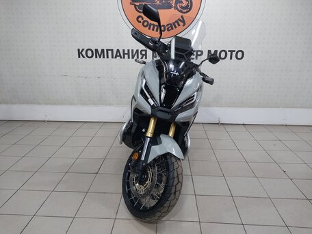 2023 Honda X-ADV, серый, 1449000 рублей, вид 3