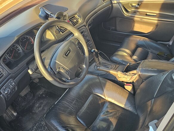2001 Volvo S80 I, серебристый, 320000 рублей - вид 4