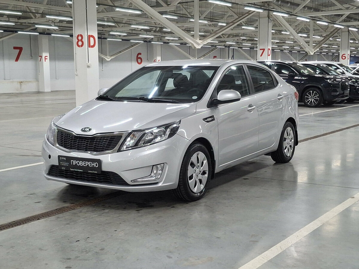 Открыть фотографии: Kia Rio III
