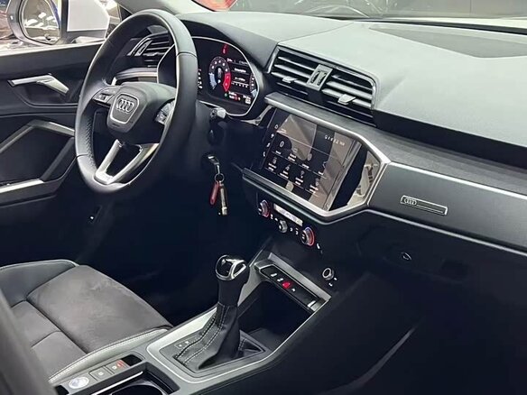 2023 Audi Q3 35 TFSI II (F3), белый, 2790000 рублей - вид 5