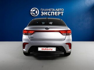 2018 Kia Rio IV, серебристый, 1299000 рублей, вид 5
