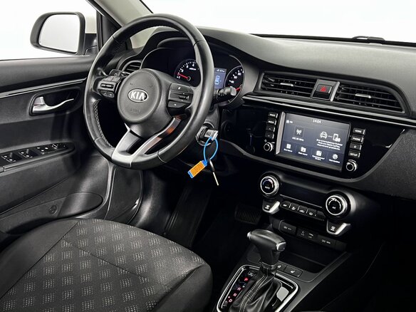 2018 Kia Rio X-Line IV, белый, 1550000 рублей - вид 13