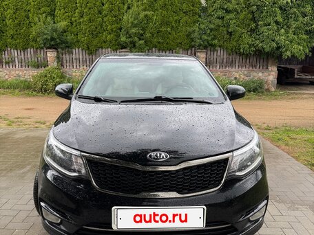 2016 Kia Rio III Рестайлинг, чёрный, 999999 рублей, вид 1