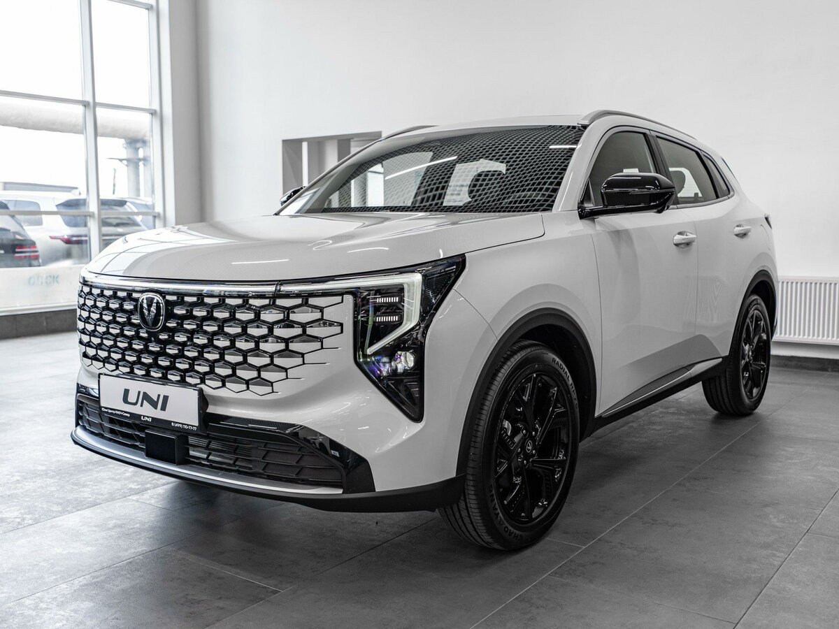 Открыть фотографии: Changan UNI-S I Рестайлинг