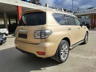 2011 Nissan Patrol VI (Y62), бежевый, 1950000 рублей, вид 4