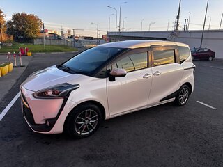 2017 Toyota Sienta II, белый, 1380000 рублей, вид 1