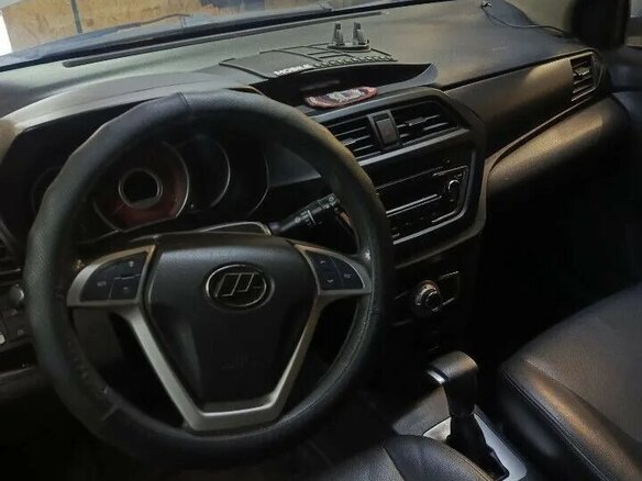 2016 Lifan X50, серебристый, 400000 рублей - вид 4