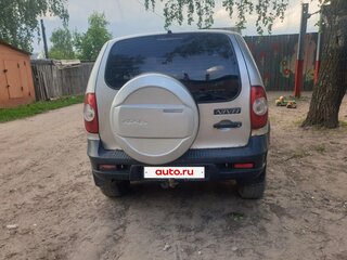 2011 Chevrolet Niva I Рестайлинг, серый, 350000 рублей, вид 2