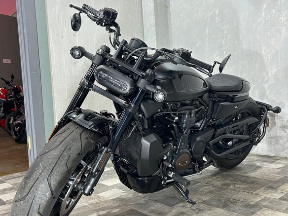 2021 Harley-Davidson Sportster S, чёрный, 1245000 рублей - вид 4