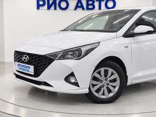 2021 Hyundai Solaris II Рестайлинг, белый, 1399999 рублей, вид 2
