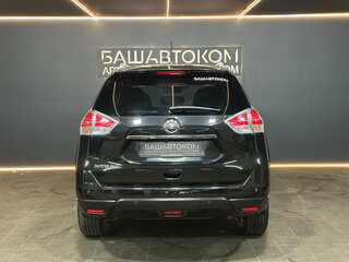 2015 Nissan X-Trail III, чёрный, 1470000 рублей, вид 5