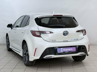 2019 Toyota Corolla Sport XII (E210), белый, 1800000 рублей, вид 5