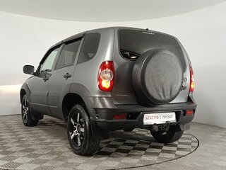 2018 Chevrolet Niva I Рестайлинг, серый, 840000 рублей, вид 5