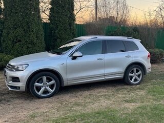 2013 Volkswagen Touareg II, серебристый, 2400000 рублей, вид 5