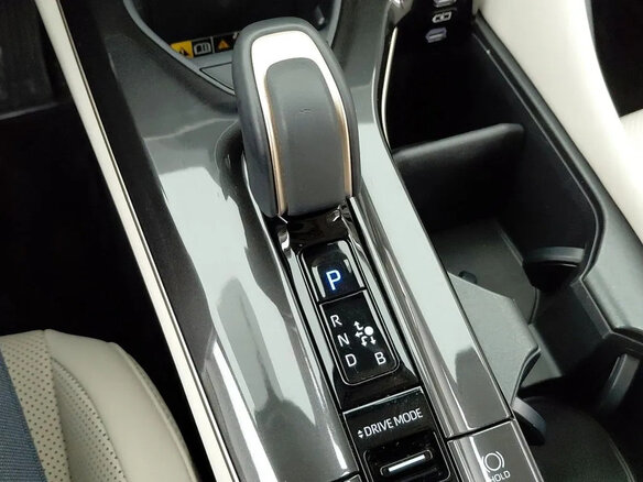 2024 Toyota Crown Signia XVI (S230), белый - вид 7