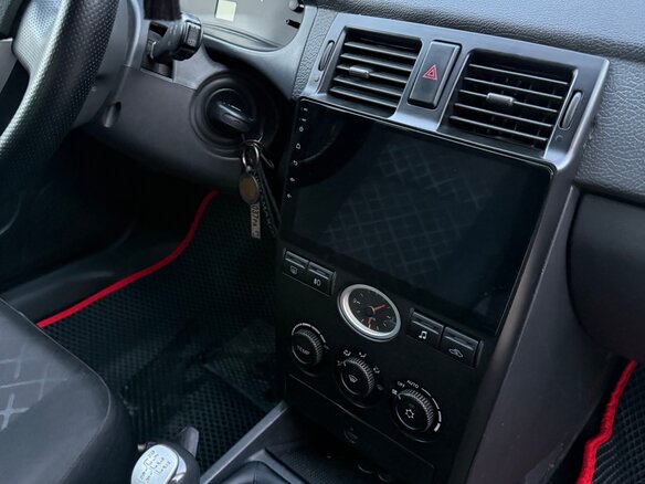2013 Lada (ВАЗ) Priora I Рестайлинг, белый, 460000 рублей - вид 27