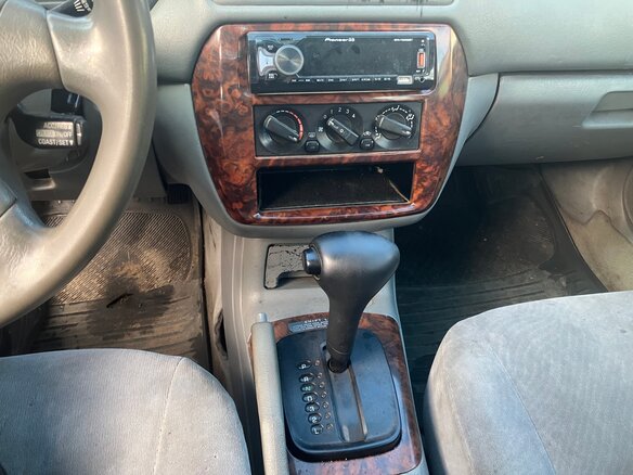2001 Mitsubishi Galant VIII Рестайлинг, серый, 150000 рублей - вид 14
