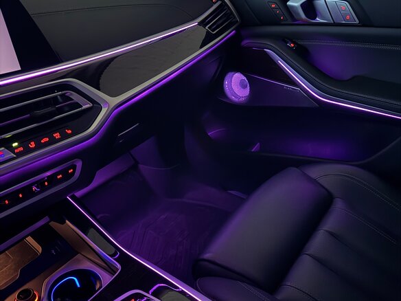 2019 BMW X7 40i I (G07), серый, 8700000 рублей - вид 37