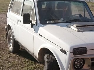 1998 Lada (ВАЗ) 2121 (4x4) I Рестайлинг, белый, 250000 рублей, вид 1
