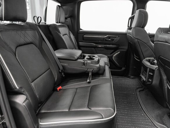 2026 Ram 1500 Crew Cab eTorque V Рестайлинг, чёрный, 11090000 рублей - вид 26