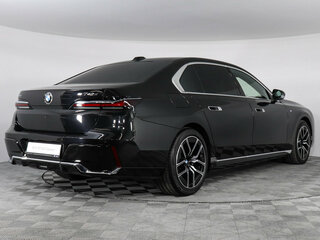 2025 BMW 7 серии 740i VII (G70), чёрный, 13250000 рублей, вид 4