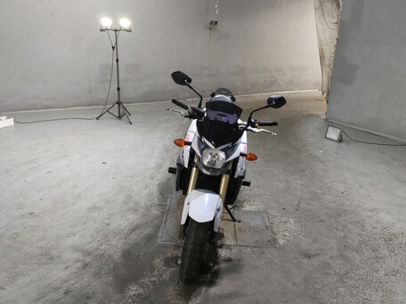 2015 Suzuki GSR 750, белый, 470000 рублей, вид 3