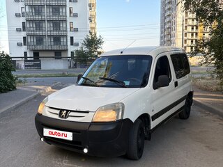 2008 Peugeot Partner I Рестайлинг, белый, 240000 рублей, вид 2