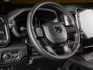 2026 Ram 1500 Crew Cab eTorque V Рестайлинг, серый, 12048000 рублей, вид 5