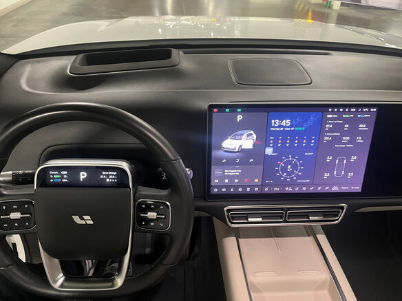 2023 Li Auto (Lixiang) L7 I, белый - вид 16