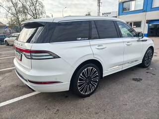 2021 Lincoln Aviator II, белый, 6500000 рублей, вид 4