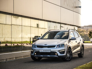 2019 Kia Rio X-Line IV, серебристый, 1492782 рублей, вид 1