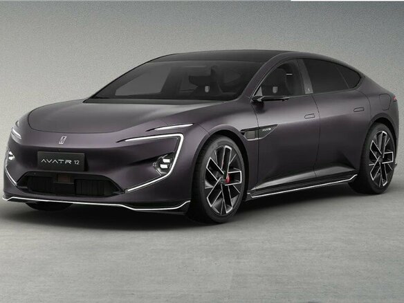 2026 Avatr 12, фиолетовый
