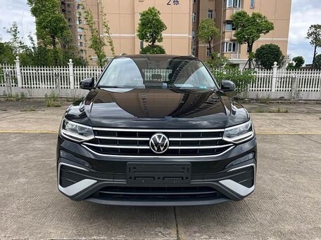 2022 Volkswagen Tiguan L II Рестайлинг (China Market), чёрный, 2900000 рублей, вид 2