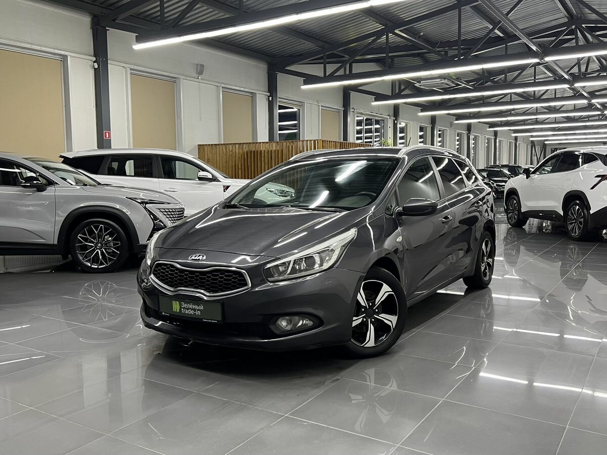 Открыть фотографии: Kia Ceed II