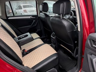 2022 Volkswagen Tiguan II Рестайлинг, красный, 3016000 рублей, вид 5