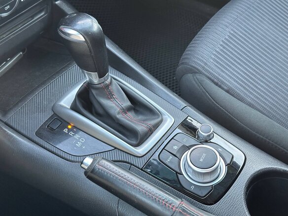 2013 Mazda 3 III (BM), чёрный - вид 17