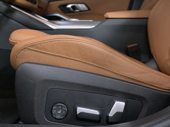 2023 BMW 3 серии 320i VII (G2x) Рестайлинг, голубой, 4450000 рублей - вид 18